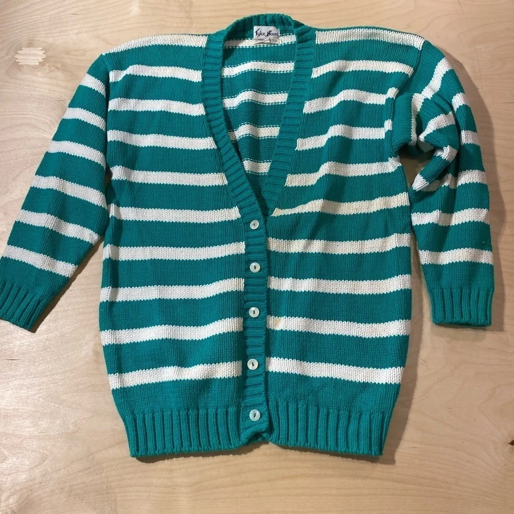Tyler House Sweater Size Medium (BT)